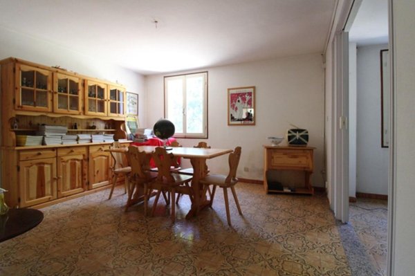 casa indipendente in vendita a Reggio nell'Emilia in zona Città Storica