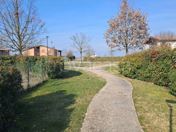 terreno edificabile in vendita a Reggio nell'Emilia in zona Rivalta