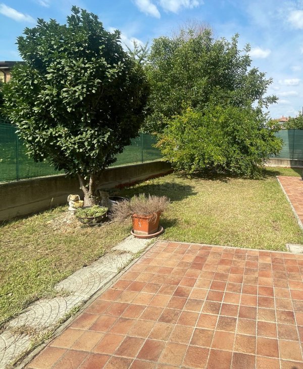 appartamento in vendita a Reggio nell'Emilia in zona Buco del Signore