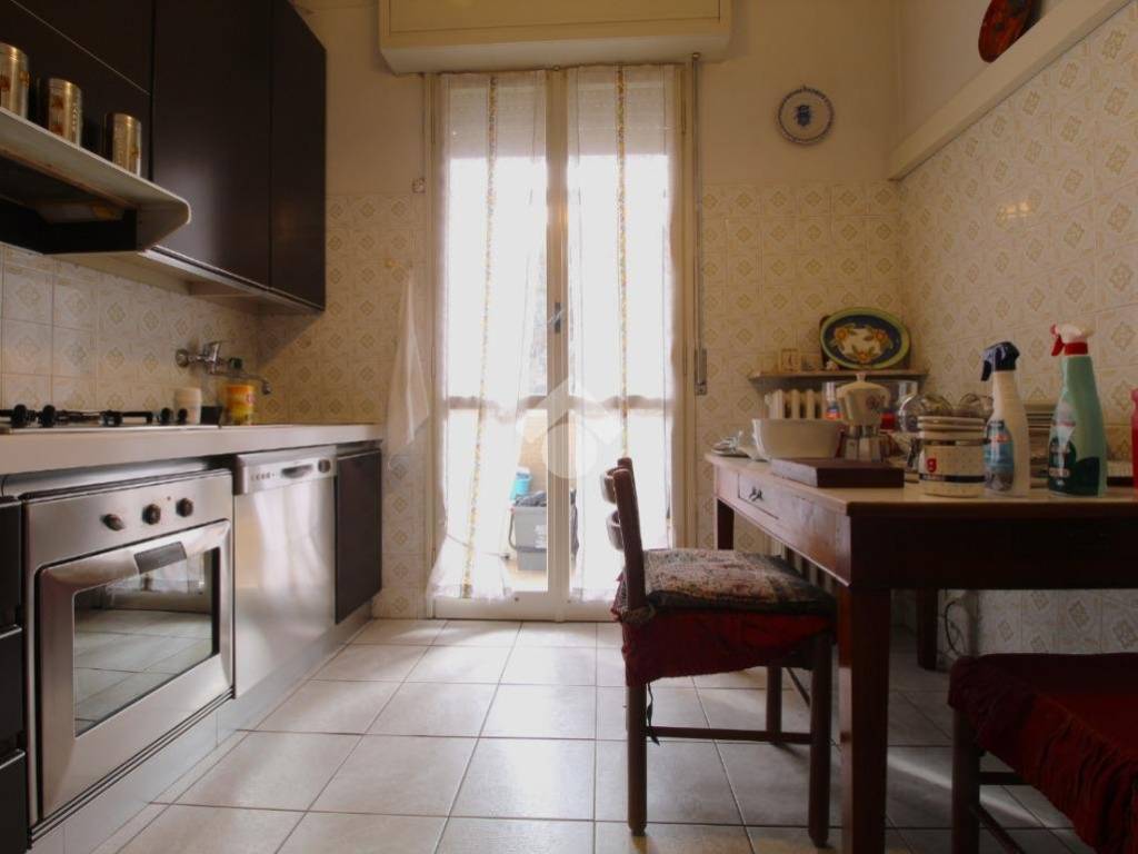 appartamento in vendita a Reggio nell'Emilia in zona Ospizio