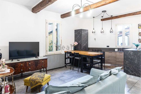 appartamento in vendita a Reggio nell'Emilia in zona Città Storica