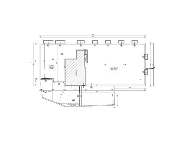negozio in vendita a Reggio nell'Emilia in zona Carrozzone