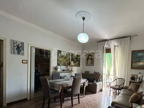 appartamento in vendita a Reggio nell'Emilia in zona Ospizio