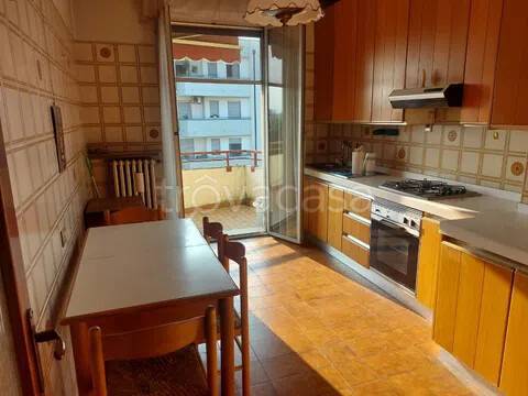 appartamento in vendita a Reggio nell'Emilia in zona Ospizio