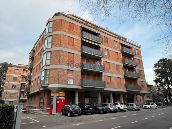 appartamento in vendita a Reggio nell'Emilia in zona Città Storica