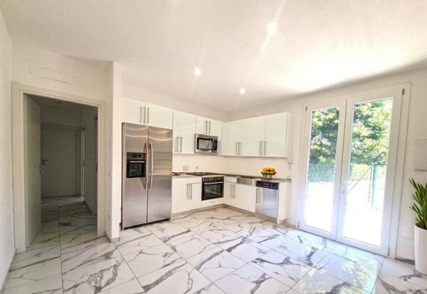 appartamento a Reggio nell'Emilia in zona San Pellegrino / Villa Canali