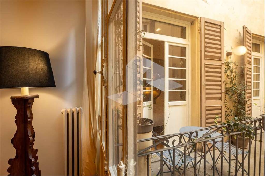 appartamento in vendita a Reggio nell'Emilia in zona Città Storica