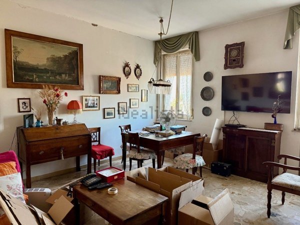 appartamento in vendita a Reggio nell'Emilia in zona Mirabello