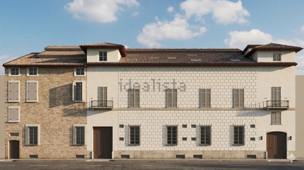 appartamento in vendita a Reggio nell'Emilia in zona Città Storica