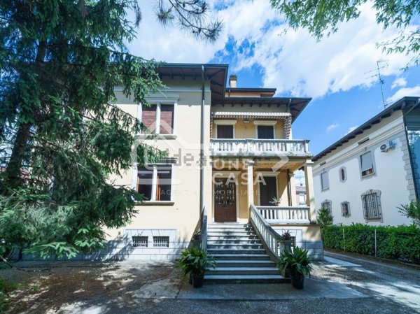 appartamento in vendita a Reggio nell'Emilia