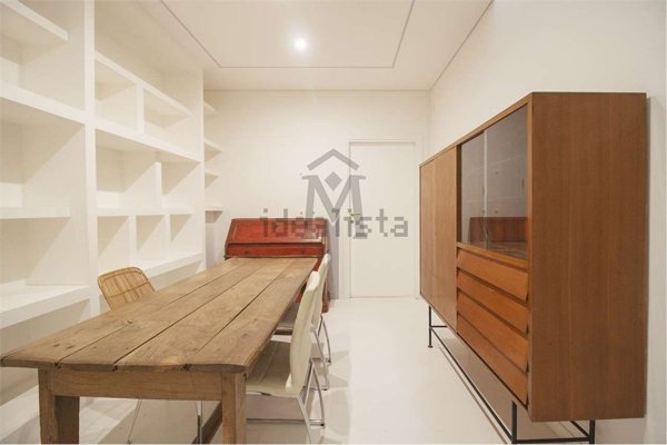 ufficio in vendita a Reggio nell'Emilia in zona Città Storica