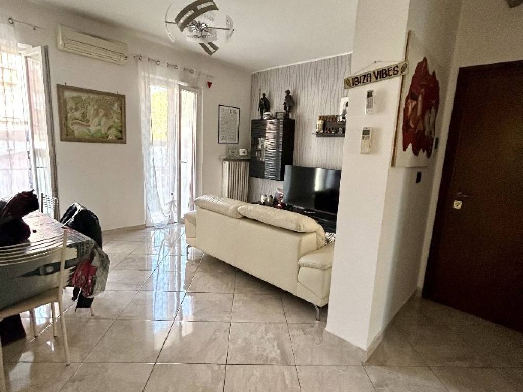 appartamento in vendita a Reggio nell'Emilia in zona Ospizio