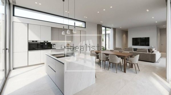 casa indipendente in vendita a Reggio nell'Emilia