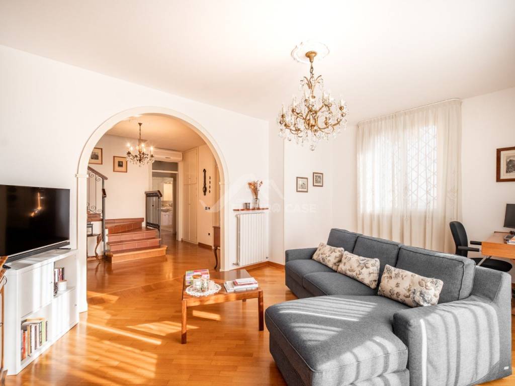 appartamento in vendita a Reggio nell'Emilia