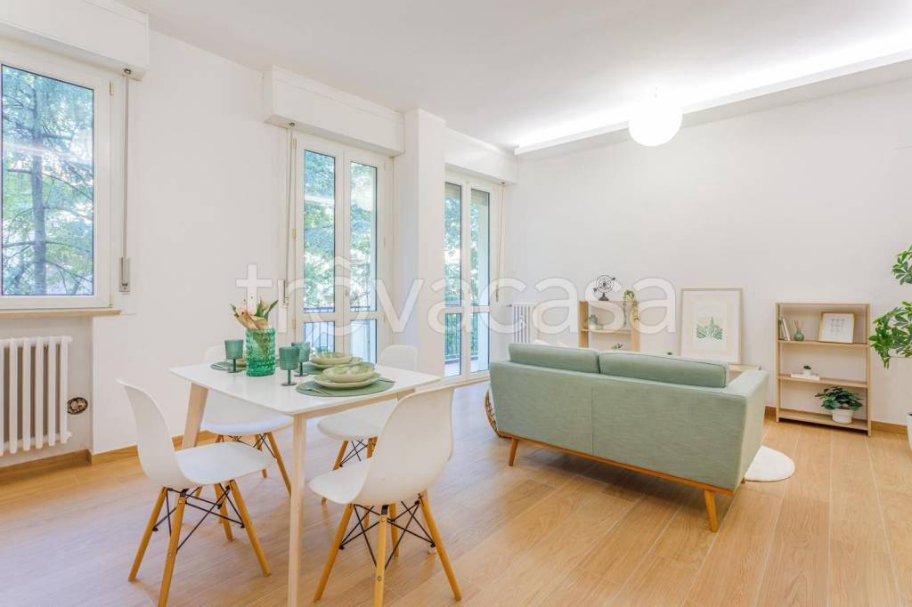 appartamento in vendita a Reggio nell'Emilia in zona Città Storica