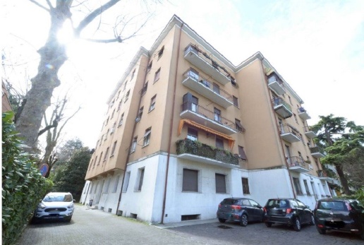 appartamento in vendita a Reggio nell'Emilia in zona Città Storica