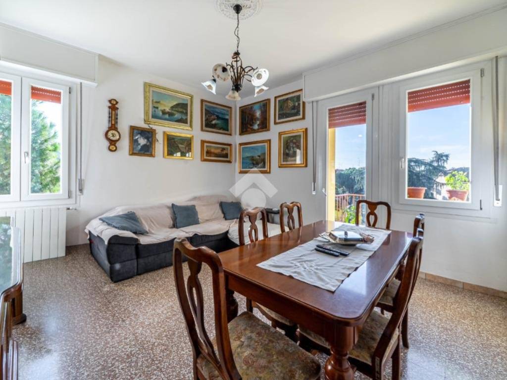 appartamento in vendita a Reggio nell'Emilia