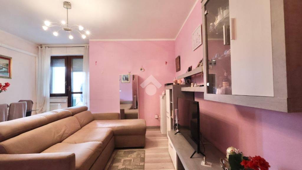 appartamento in vendita a Reggio nell'Emilia in zona Pieve Modolena