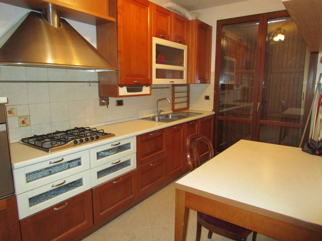 appartamento in vendita a Reggio nell'Emilia in zona Santa Croce