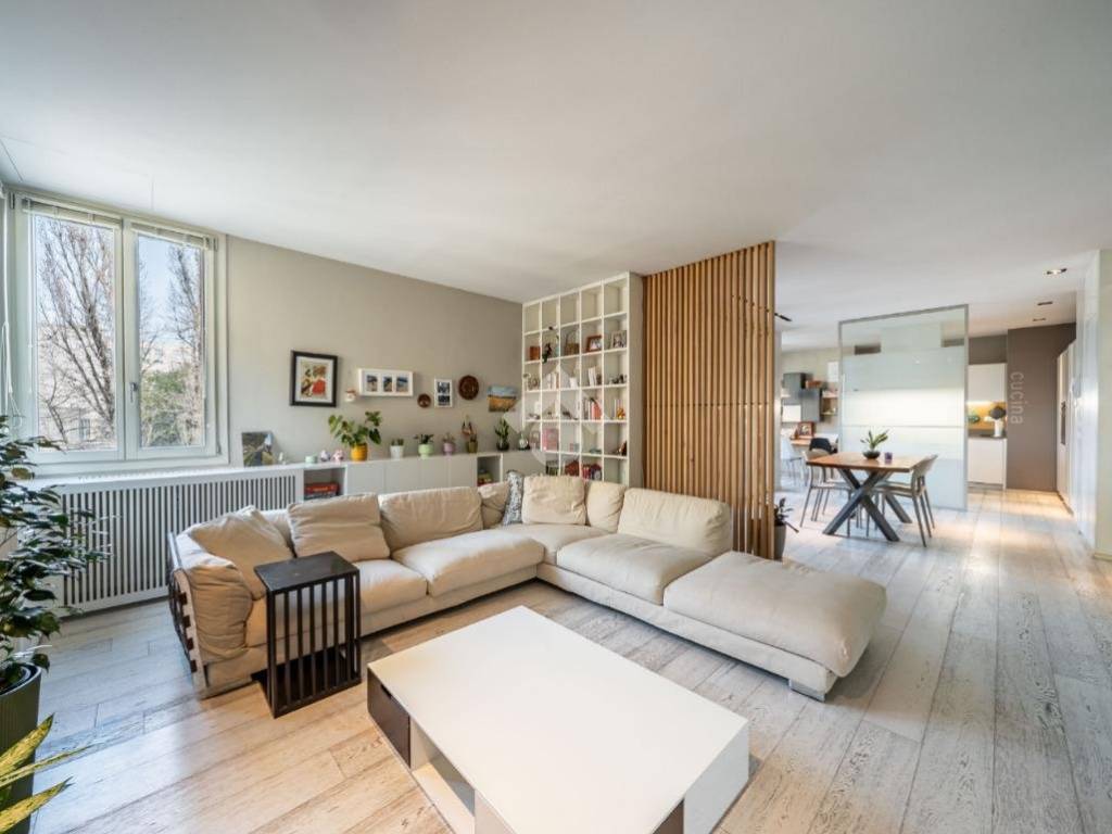 appartamento in vendita a Reggio nell'Emilia in zona Ospizio