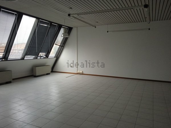 villa in vendita a Reggio nell'Emilia in zona Città Storica