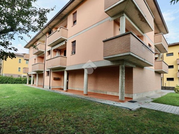 appartamento in vendita a Reggio nell'Emilia in zona Roncocesi