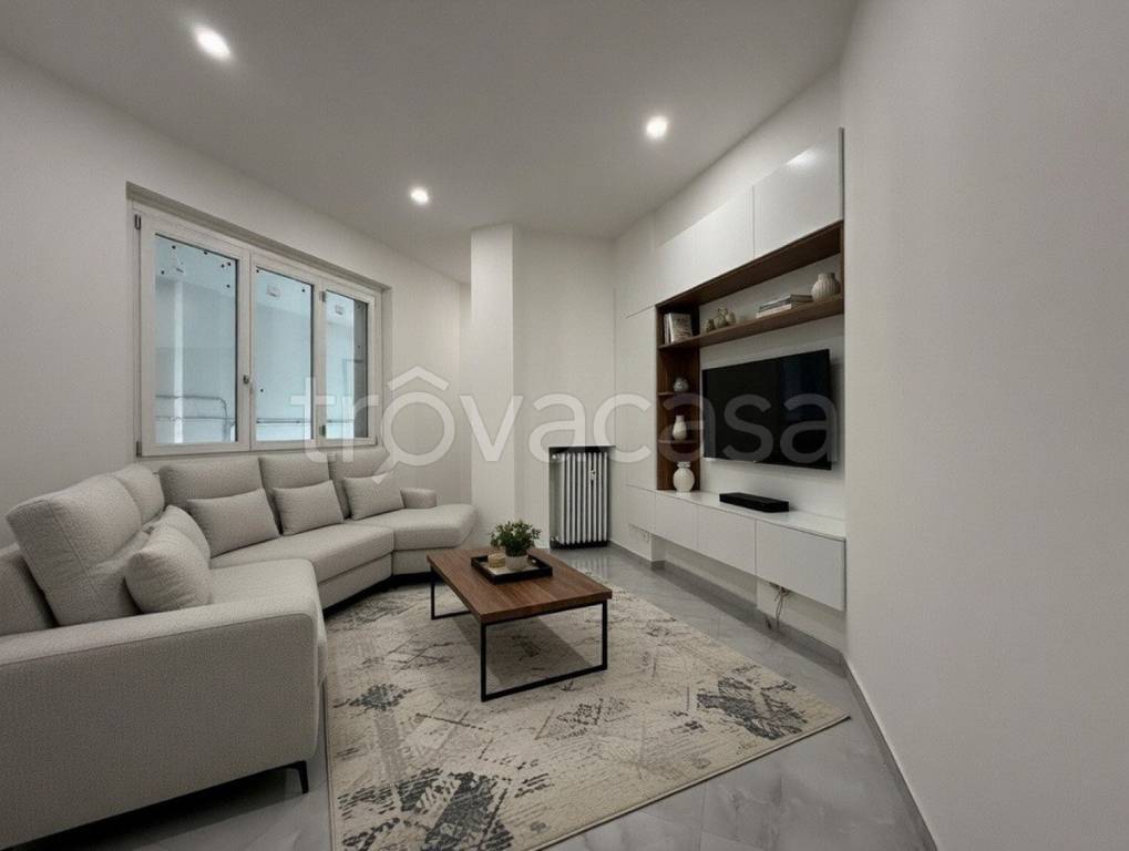 appartamento in vendita a Reggio nell'Emilia in zona Città Storica