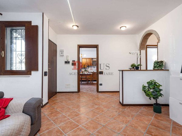 appartamento in vendita a Reggio nell'Emilia in zona Città Storica