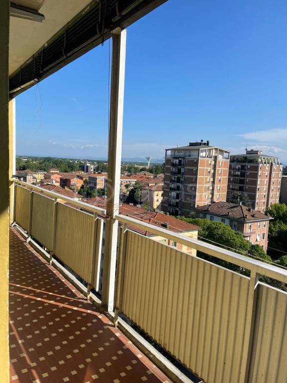 appartamento in vendita a Reggio nell'Emilia in zona Ospizio