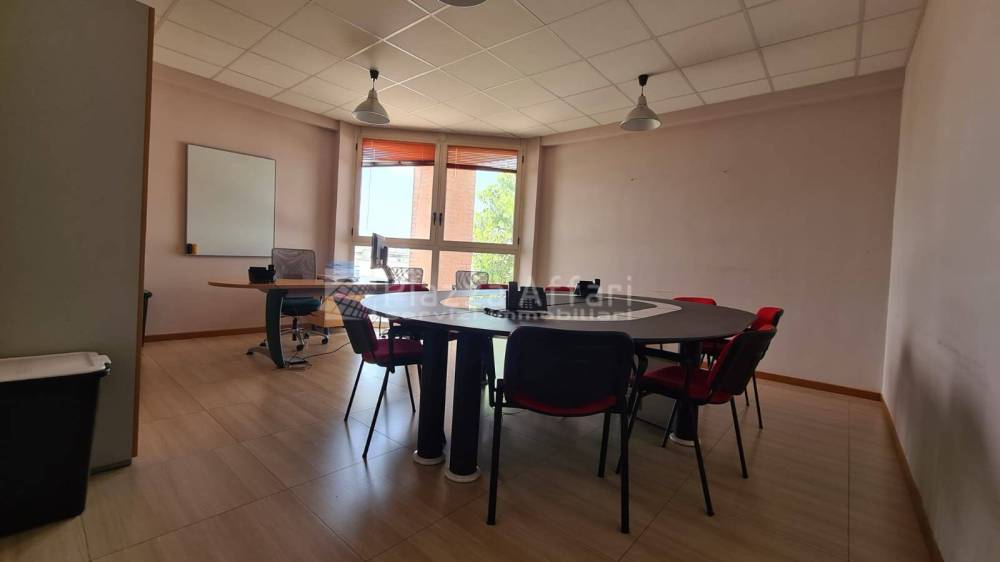 ufficio in vendita a Reggio nell'Emilia