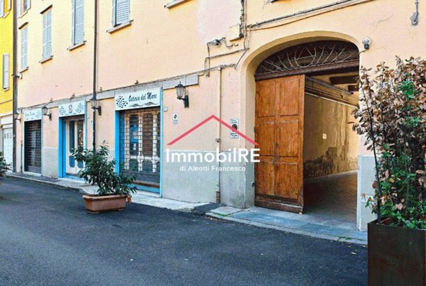 appartamento in vendita a Reggio nell'Emilia in zona Città Storica