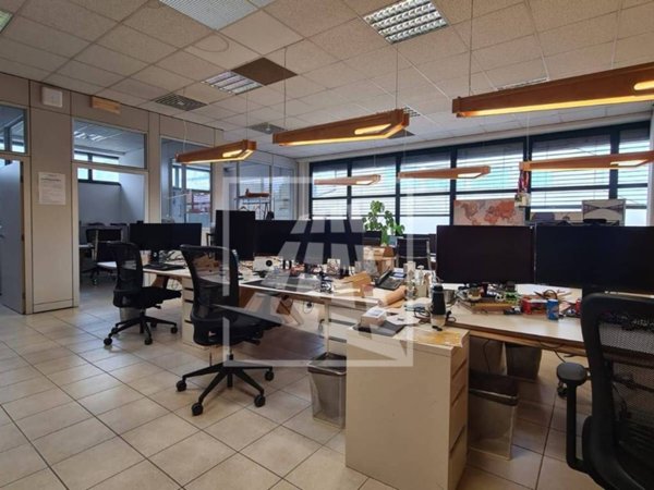 ufficio in vendita a Reggio nell'Emilia