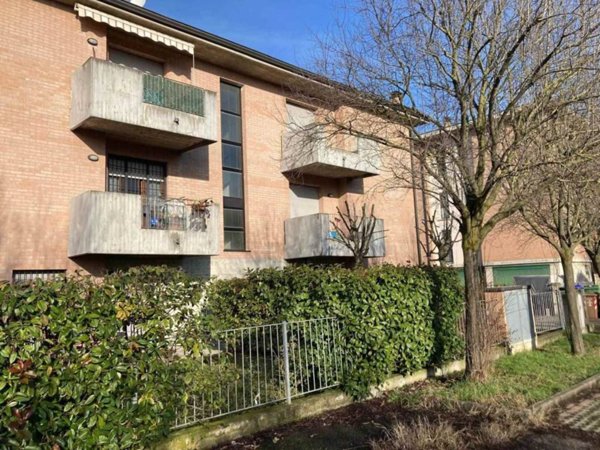 appartamento in vendita a Reggio nell'Emilia in zona Cella