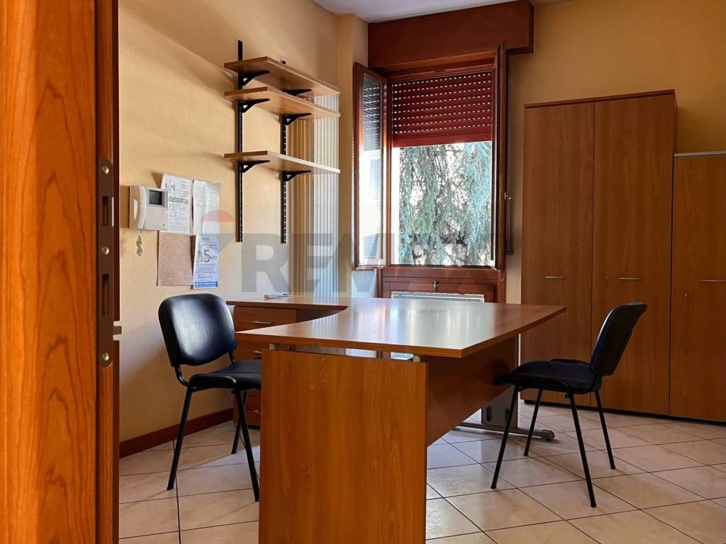 ufficio in vendita a Reggio nell'Emilia