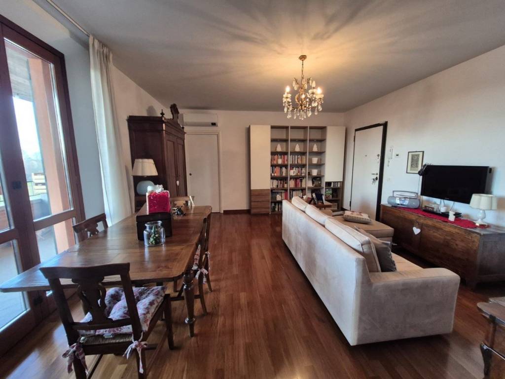 appartamento in vendita a Reggio nell'Emilia