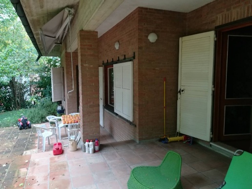 casa indipendente in vendita a Reggio nell'Emilia in zona Città Storica