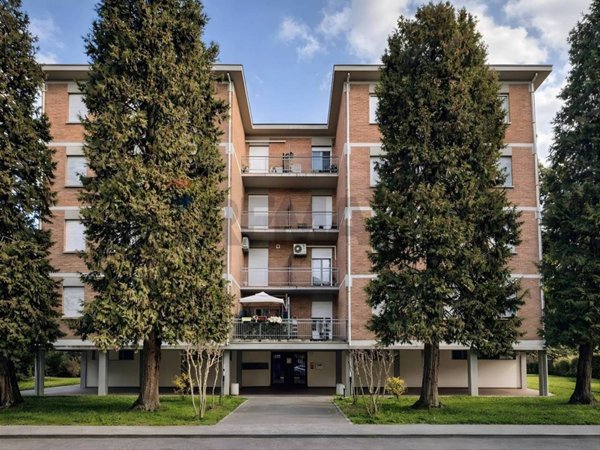 appartamento in vendita a Reggio nell'Emilia in zona Città Storica