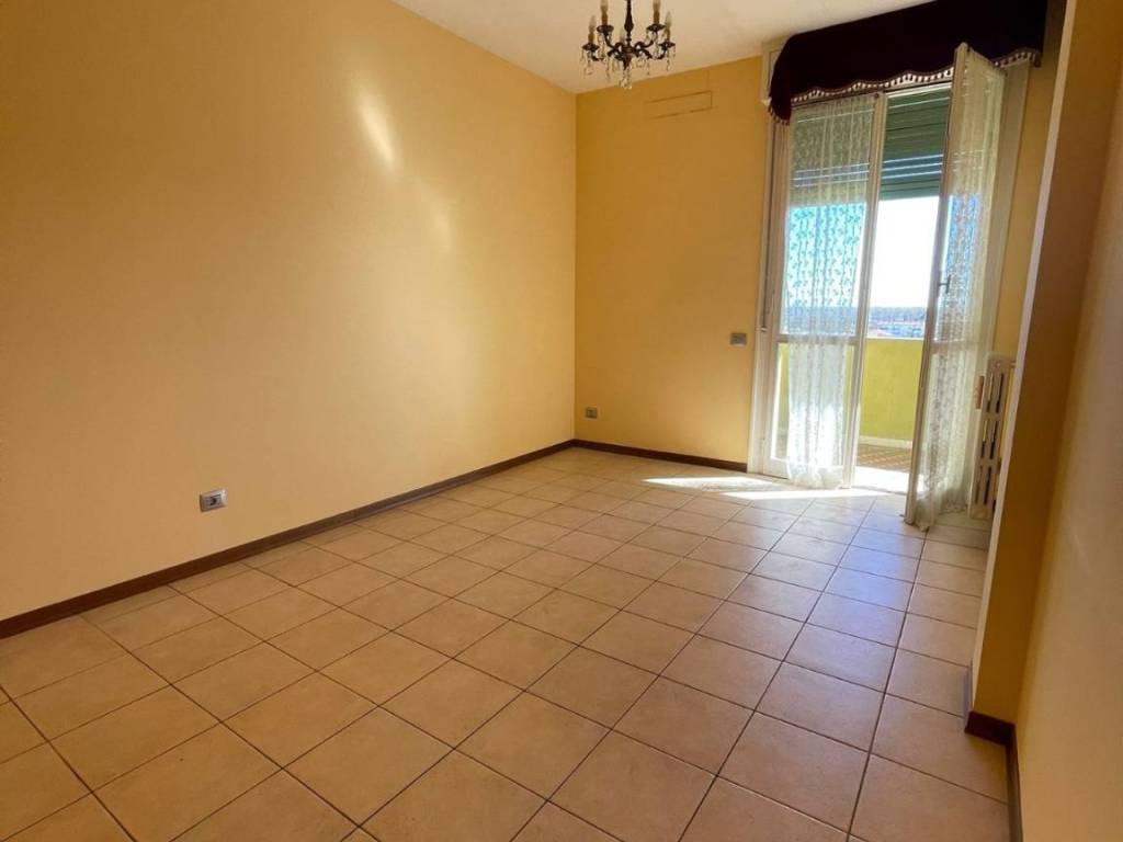 appartamento in vendita a Reggio nell'Emilia in zona Ospizio