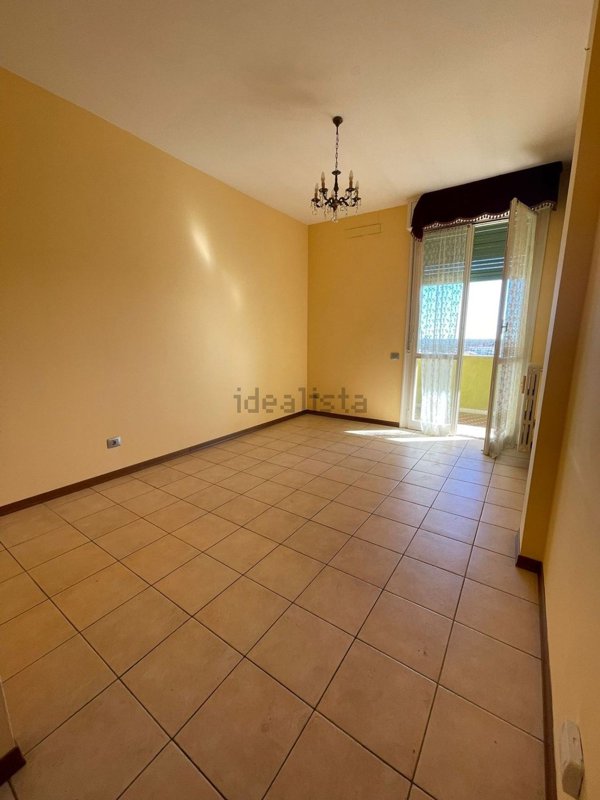 appartamento in vendita a Reggio nell'Emilia in zona Ospizio