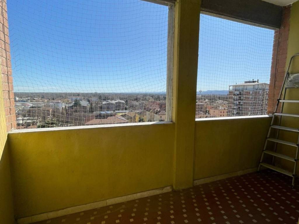 appartamento in vendita a Reggio nell'Emilia in zona Ospizio
