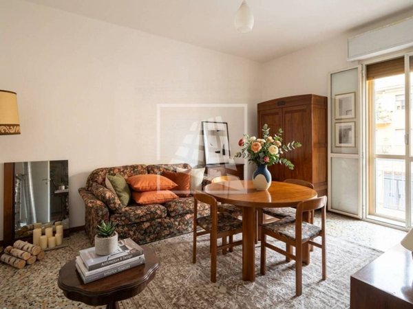 appartamento in vendita a Reggio nell'Emilia in zona Città Storica