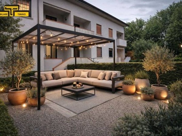 casa indipendente in vendita a Reggio nell'Emilia in zona Fogliano