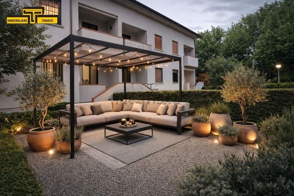 casa indipendente in vendita a Reggio nell'Emilia in zona Fogliano