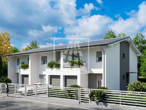 casa indipendente in vendita a Reggio nell'Emilia in zona Fogliano