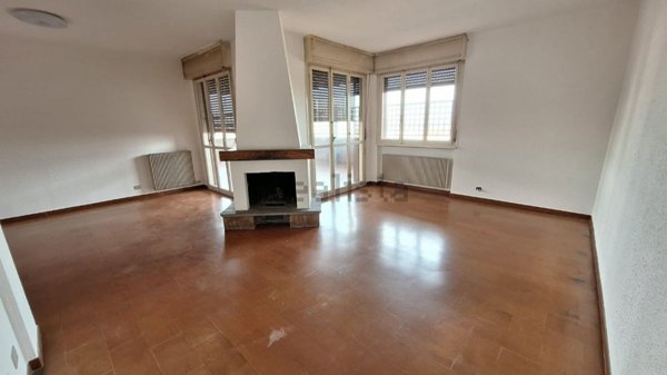 appartamento in vendita a Reggio nell'Emilia in zona Ospizio