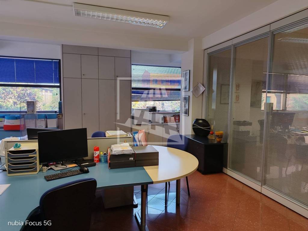 ufficio in vendita a Reggio nell'Emilia