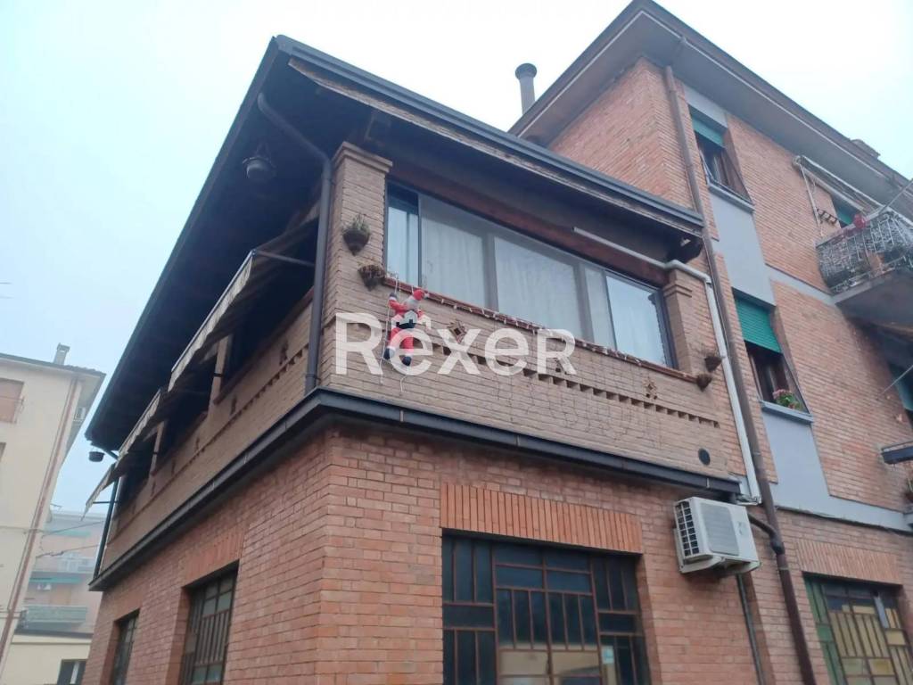 appartamento in vendita a Reggio nell'Emilia in zona Carrozzone