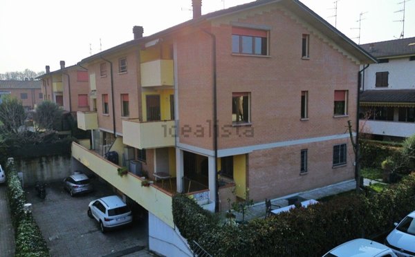casa indipendente in vendita a Reggio nell'Emilia in zona Buco del Signore