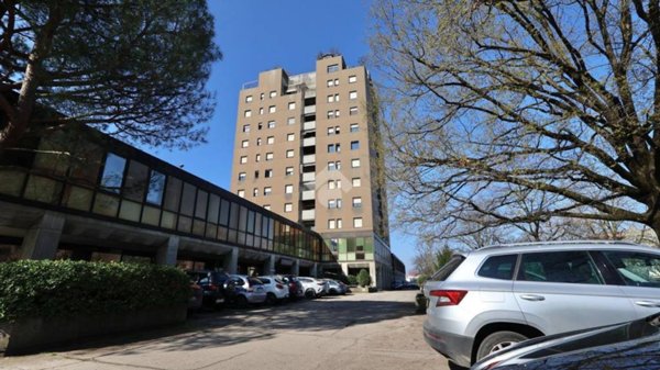 appartamento in vendita a Reggio nell'Emilia in zona Carrozzone