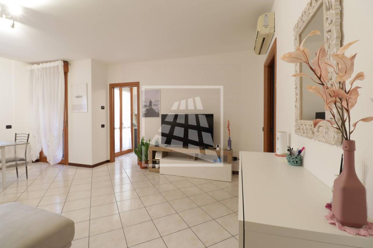 appartamento in vendita a Reggio nell'Emilia in zona Città Storica